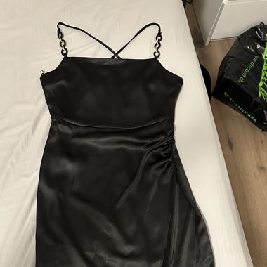 Zara Kleid