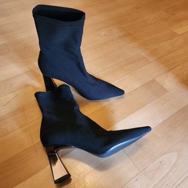 Bershka-Sockenstiefel