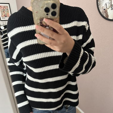 gestreifter strickpullover