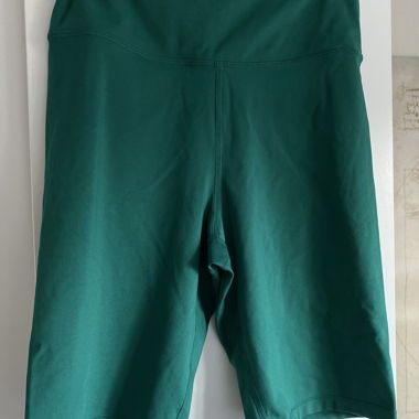 Pantaloncini sportivi verdi