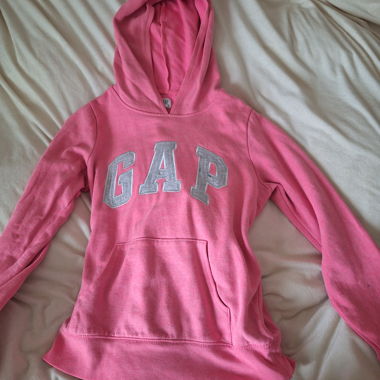 Pink GAP pullover