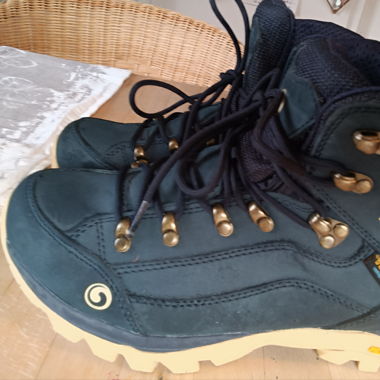 Sherpa Wanderschuhe 1x gebraucht Grösse 40