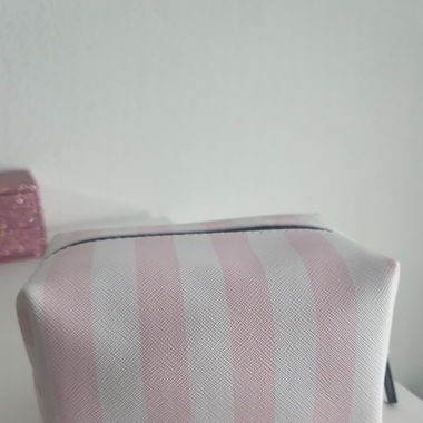 Beauty bag Victoria 's secret 