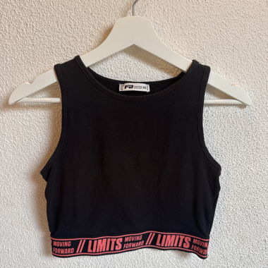 Crop top FB Sister