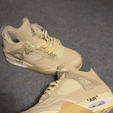 Jordan 4 Off-White Grösse 45