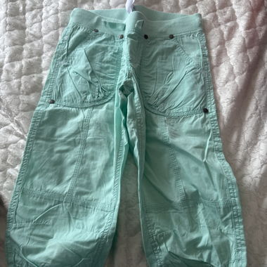Mint-coloured cargo shorts