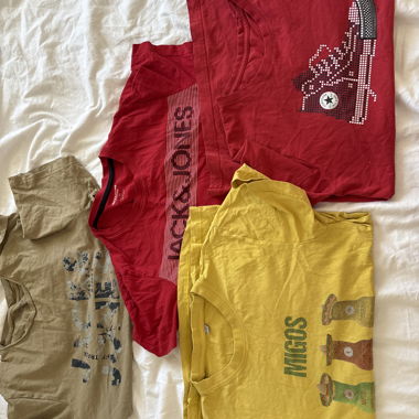 Diverse T-Shirts 