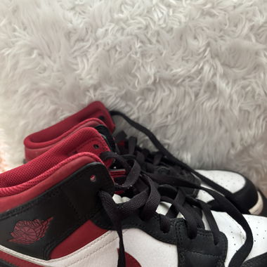 Nike Air Jordan 1