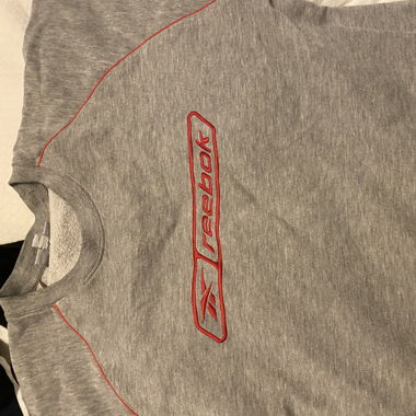 Reebok sweater 