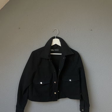Zara Jacke