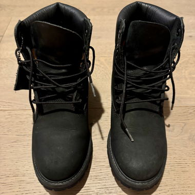 Schwarze TIMBERLAND-Stiefel