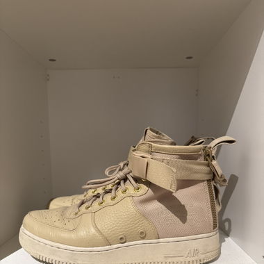 Nike SF AF1 Mid