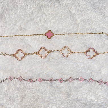 Rosa Armbänder