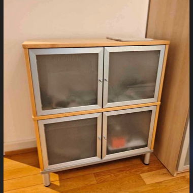 Stauraumschrank mit 4 Türen