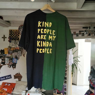 Shirt blau und grün mit Spruch