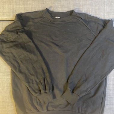 Schwarzer Puma Crewneck