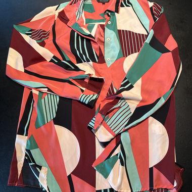 Bunte gemusterte Bluse von Dalydress