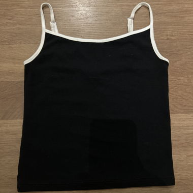 Schwarzes Trägertop