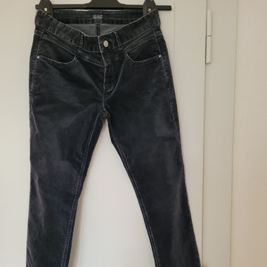 Dunkelgraue Samthose 