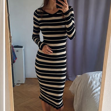 H&M Rippstrick-Kleid – Figurbetont – Grösse XS