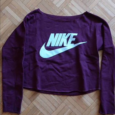 Nike sweatshirt