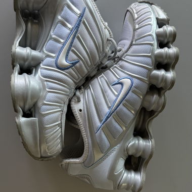 Nike Shox Sneakers