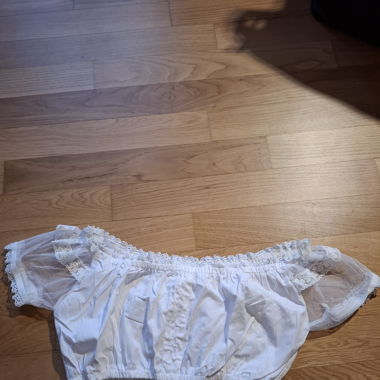 Dirndlbluse