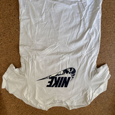 T-Shirt Nike blanc