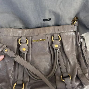 Sac à main en cuir Miu Miu