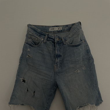 Kurze Jeans
