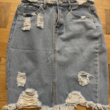 Gonna in denim Destroyed