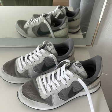 Nike Sneaker