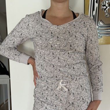 Pyjama Onesie mit Hasen