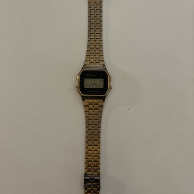 Orologio digitale Casio color oro