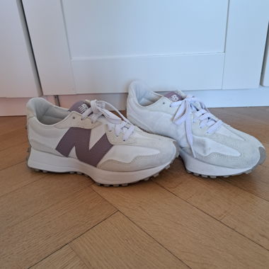 New Balance Sneakers, Size 38