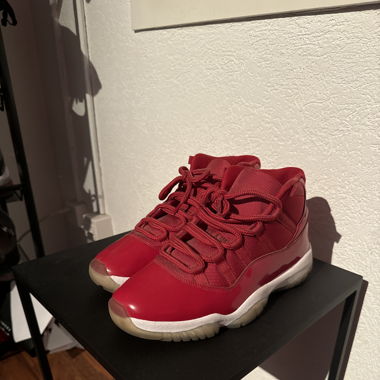 Air Jordan 11 Win Like 96 Gym Red