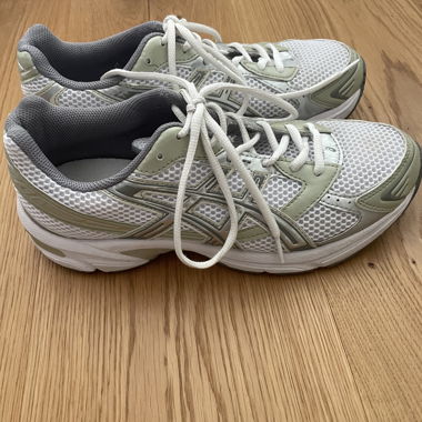 Sneakers Asics (taglia 40,5)