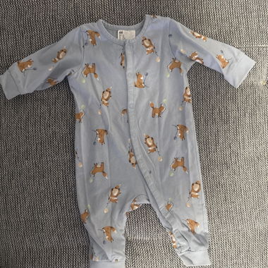 Combinaison bébé bleu clair avec imprimé renard