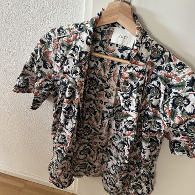 JUST blouse à manches courtes à fleurs