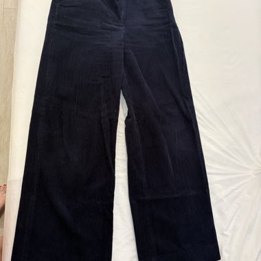 Pantalon large en velours côtelé bleu marine ARKET