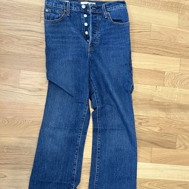 levi's jeans
