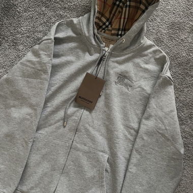 Burberry Sweatshirt