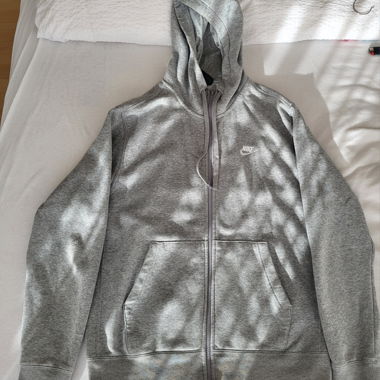 Nike Hoodie mit Reisverschluss grau