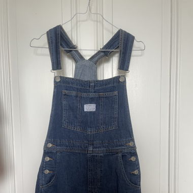 Levis Latzhose