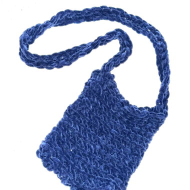 Piccola borsa fatta a mano all'uncinetto