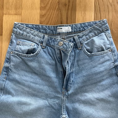 Bershka Mom Jeans
