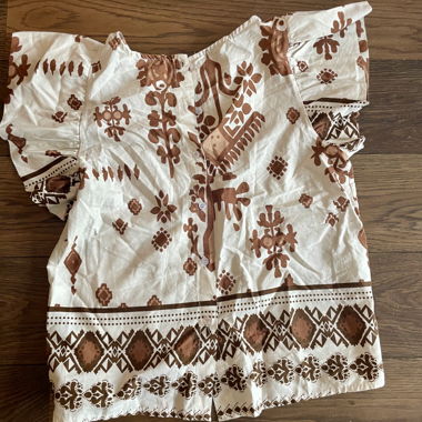 Patterned short-sleeve blouse