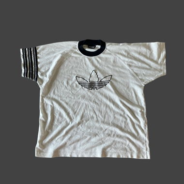 Adidas Vintage T-Shirt