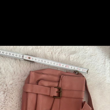 Stylish Pink Shoulder Bag – Vintage Look