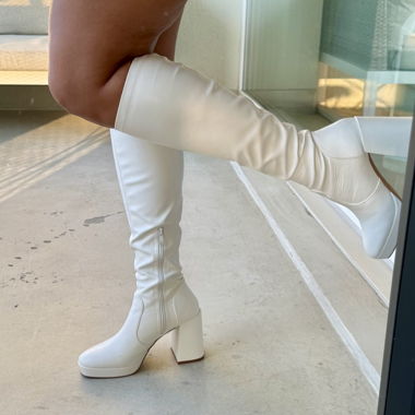 White Boots 